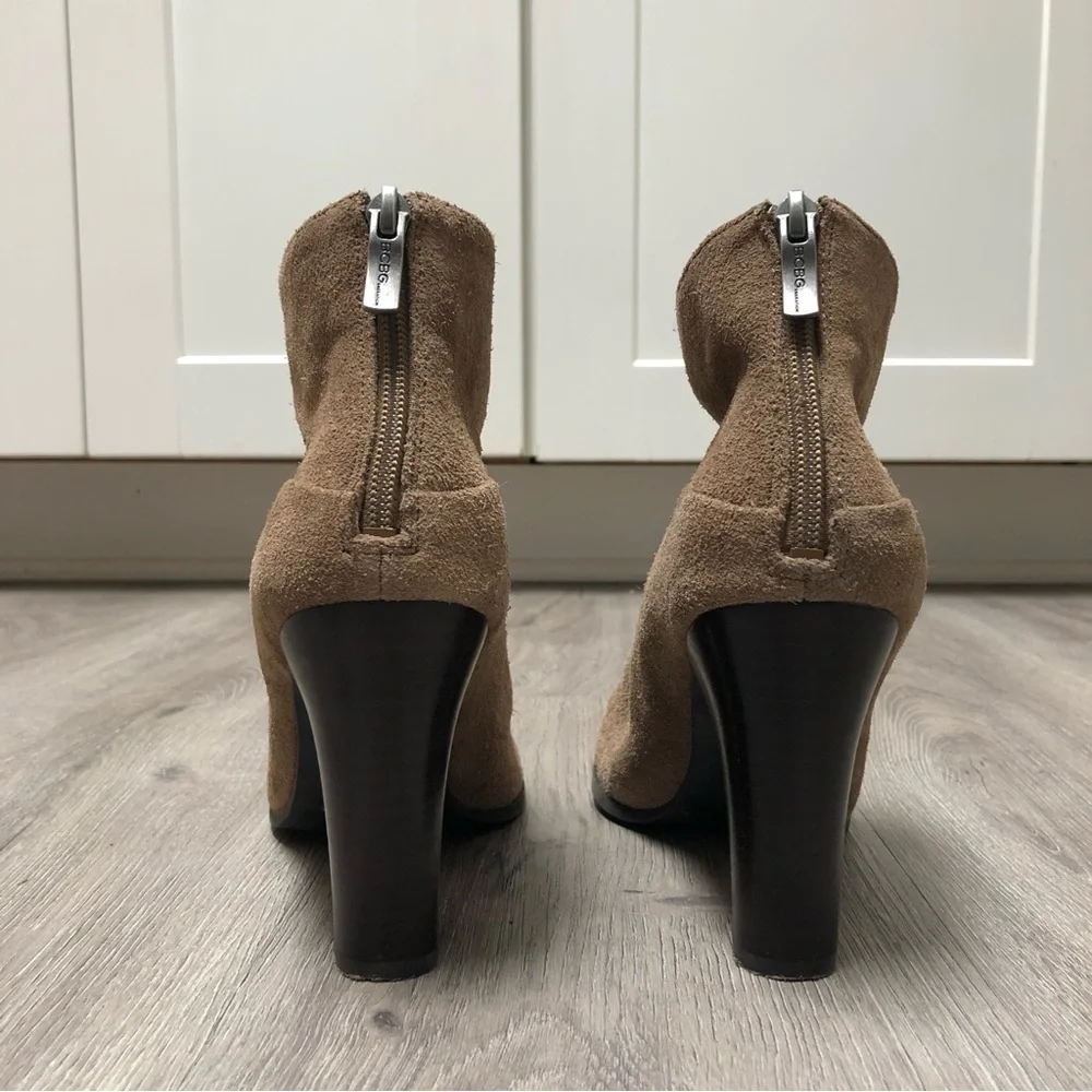 BCBGeneration Size 7.5 Booties Kleina Boots Tan Suede Ankle Leather Heeled Shoes